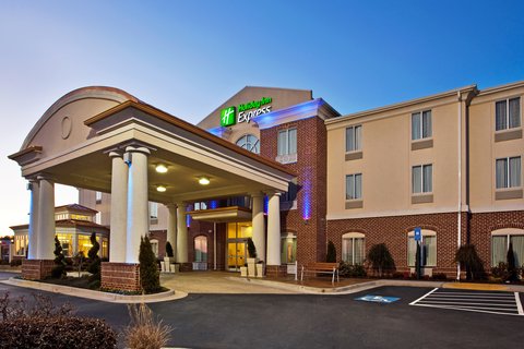 Holiday Inn Express & Suites