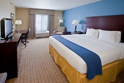 - Holiday Inn Express & Suites Shelbyville - I-74, Exit 113
