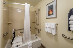  - Candlewood Suites Del City - I-40, Exit 156A
