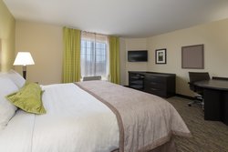  - Candlewood Suites Del City - I-40, Exit 156A