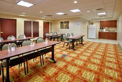  - Holiday Inn Express & Suites Airport Windsor Locks