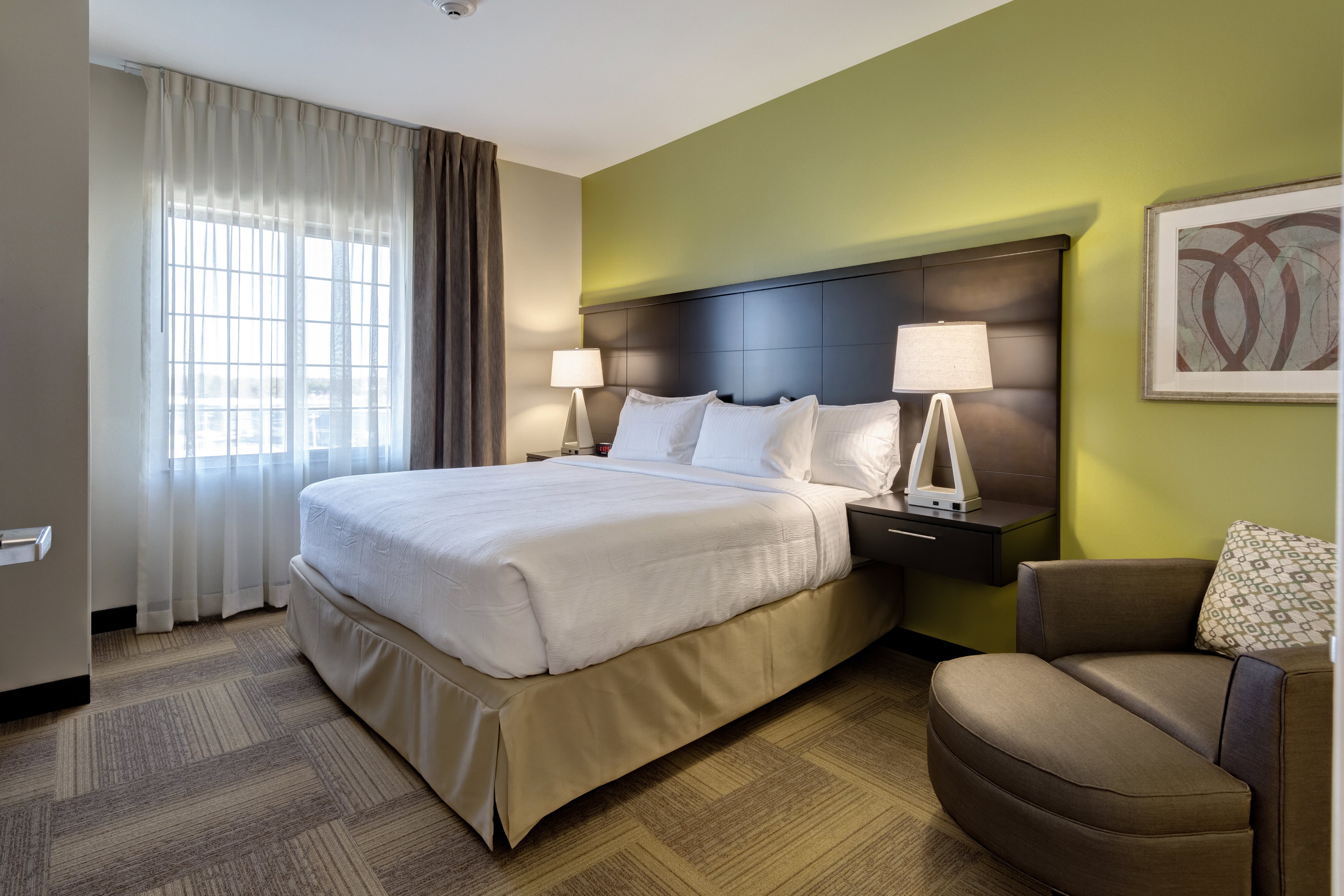 STAYBRIDGE STES WESTPORT-guestroom-Guest Room.jpg