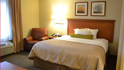  - Candlewood Suites South East Kalamazoo - I-94, Exit 80