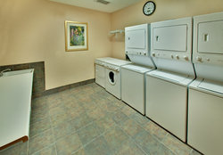  - Staybridge Suites West Des Moines - I-80, Exit 121