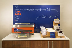  - Holiday Inn Express & Suites Tukwila - I-405, Exit 1