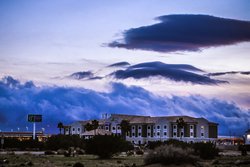  - Holiday Inn Express & Suites Hesperia - I-15, Exit 143