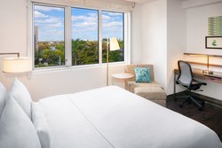  - Element Hotel Airport Miami