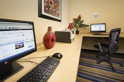  - Holiday Inn Express & Suites Mall San Antonio