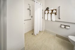  - Holiday Inn Express Vernon Hills