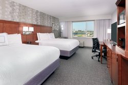  - Courtyard by Marriott Hotel Fort Wayne Downtown