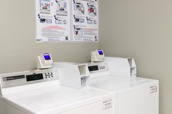  - Holiday Inn Express & Suites Airport SeaTac