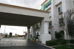  - Holiday Inn Express Stockton - CA 99, Exit 250
