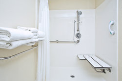  - Holiday Inn Express Mackinaw City - I-75, Exit 339