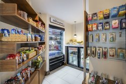  - Crowne Plaza Hotel Seattle - I-5, Exits 165 & 165B