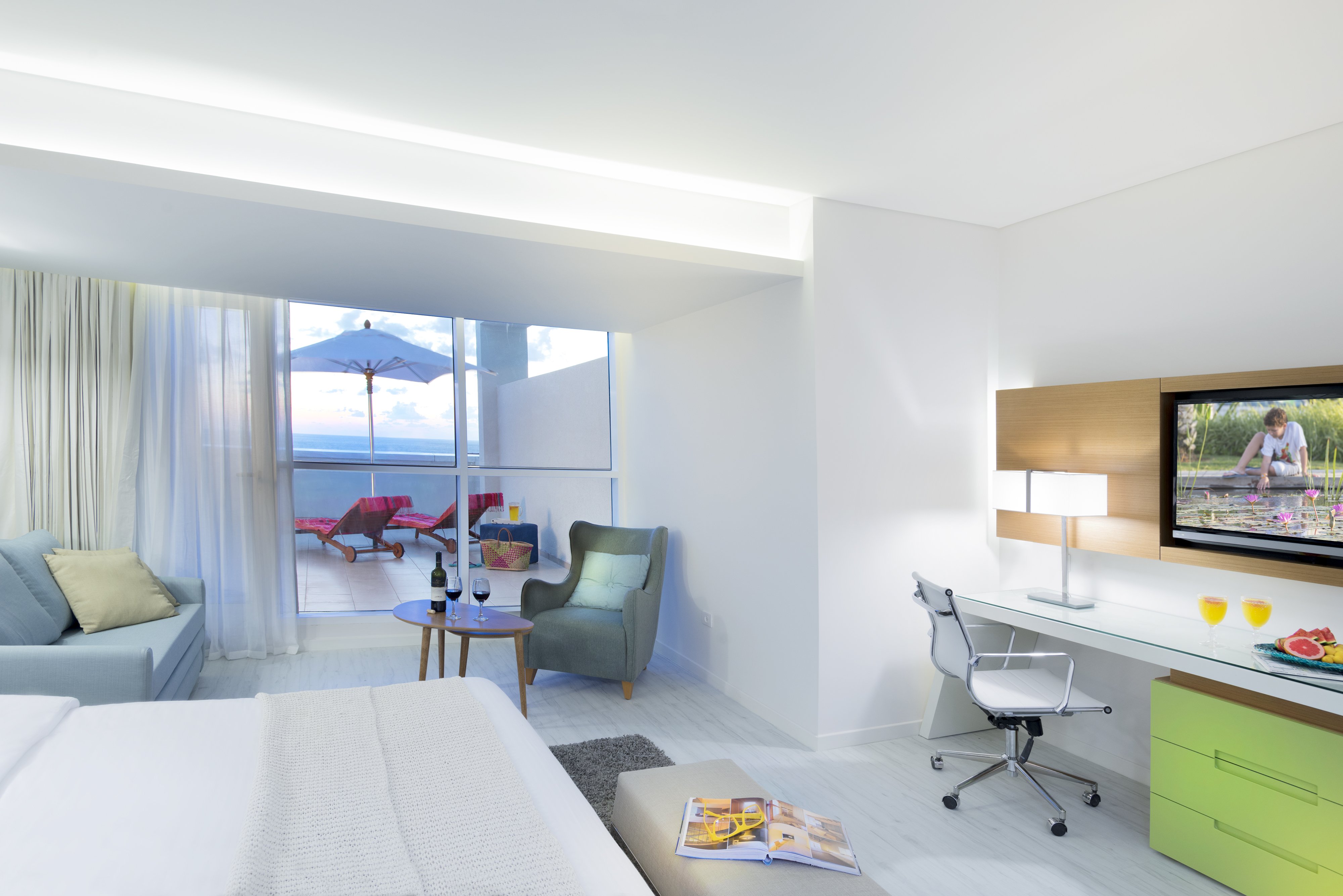 Leonardo Plaza Netanya-guestroom-Leonardo Plaza Netanya Club Terrace Room.jpg
