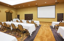  - Holiday Inn Express & Suites Brandon