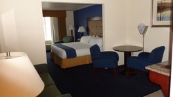 - Holiday Inn Express & Suites New Buffalo