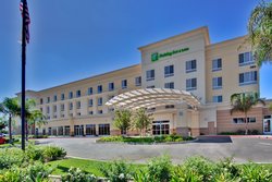 - Holiday Inn & Suites North Bakersfield