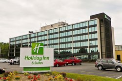  - Holiday Inn & Suites West South Charleston - I-64, Exit 56