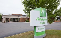  - Holiday Inn & Suites St Cloud