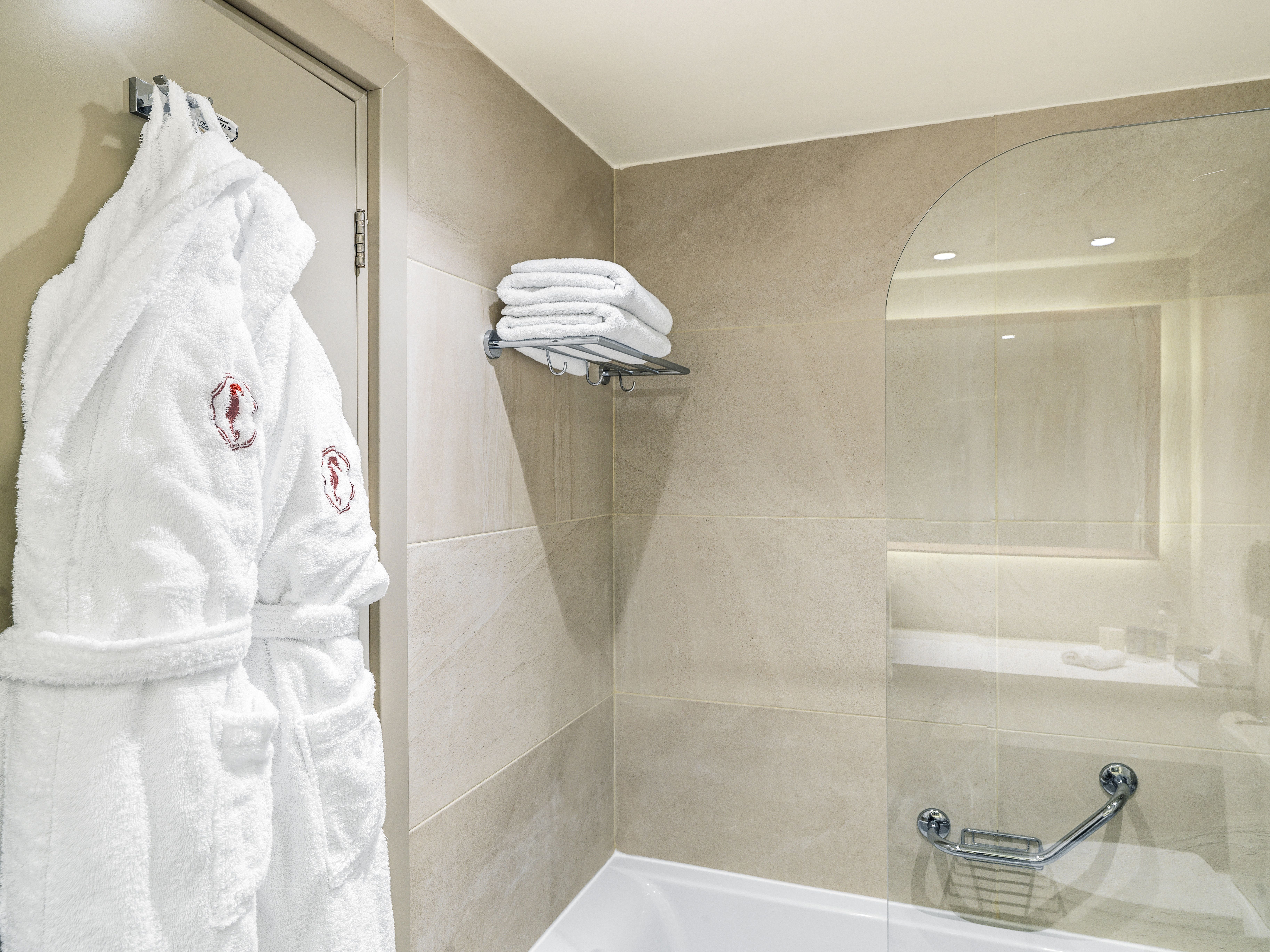 ST RAPHAEL RESORT-guestroom-Standard Double Room.jpg