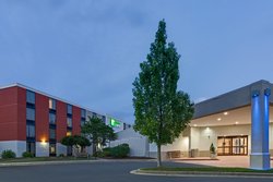  - Holiday Inn Express Wilkesboro