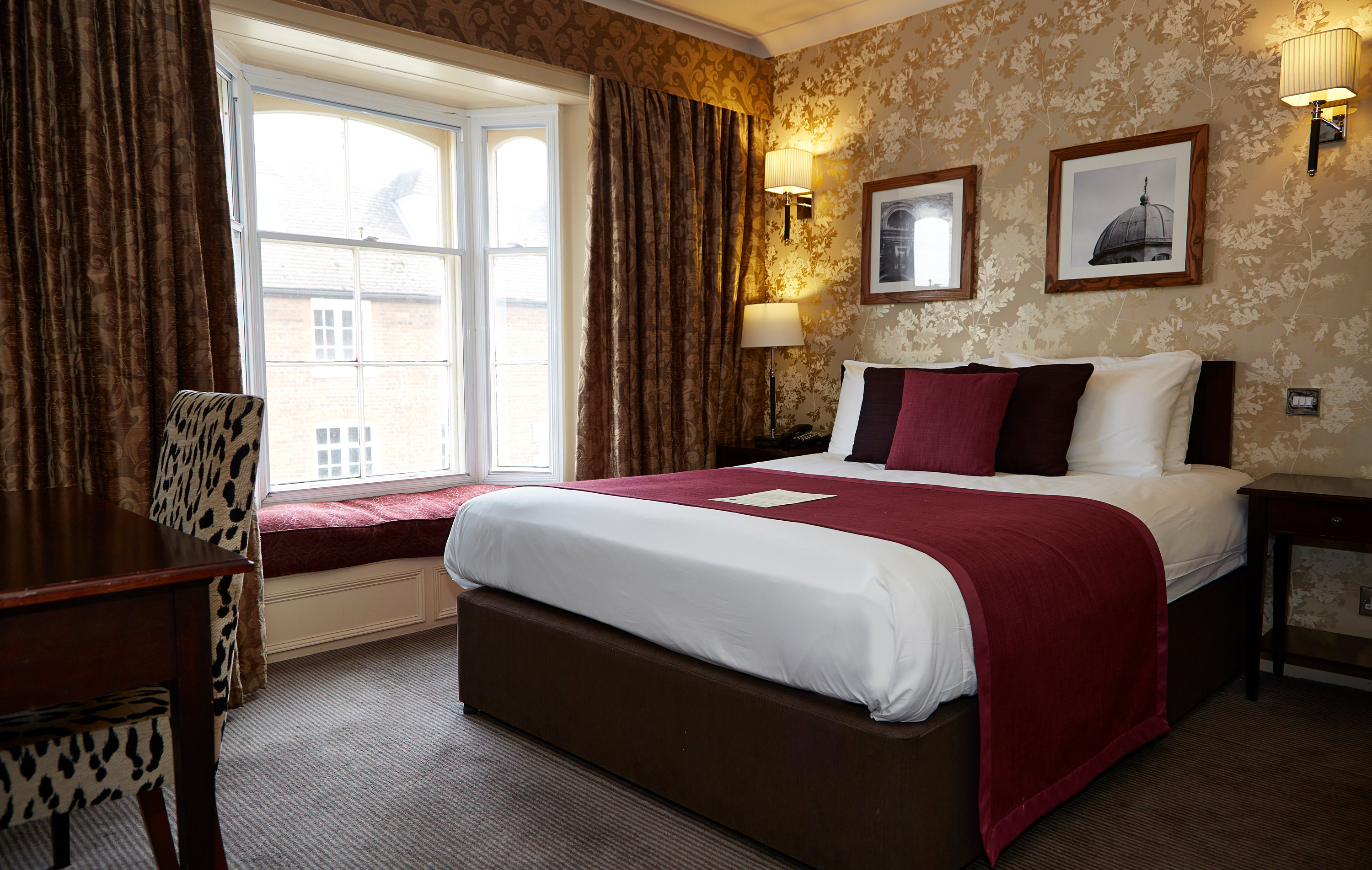 The Bell Hotel Woburn-guestroom-Superior Room.jpg