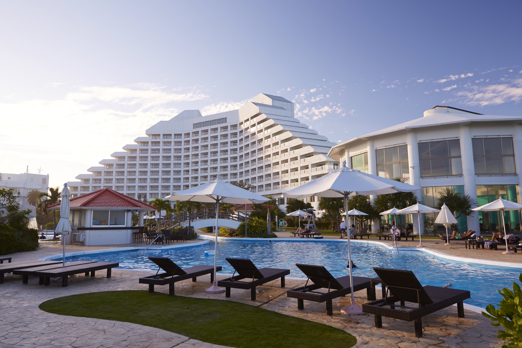 ウカヘナQeen of Ishigaki & King of Ruyuki InterContinental ANA Ishigaki Resort | Wota Luxe | Club Wota