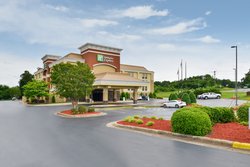  - Holiday Inn Express Burlington - I-40 & I-85, Exit 141
