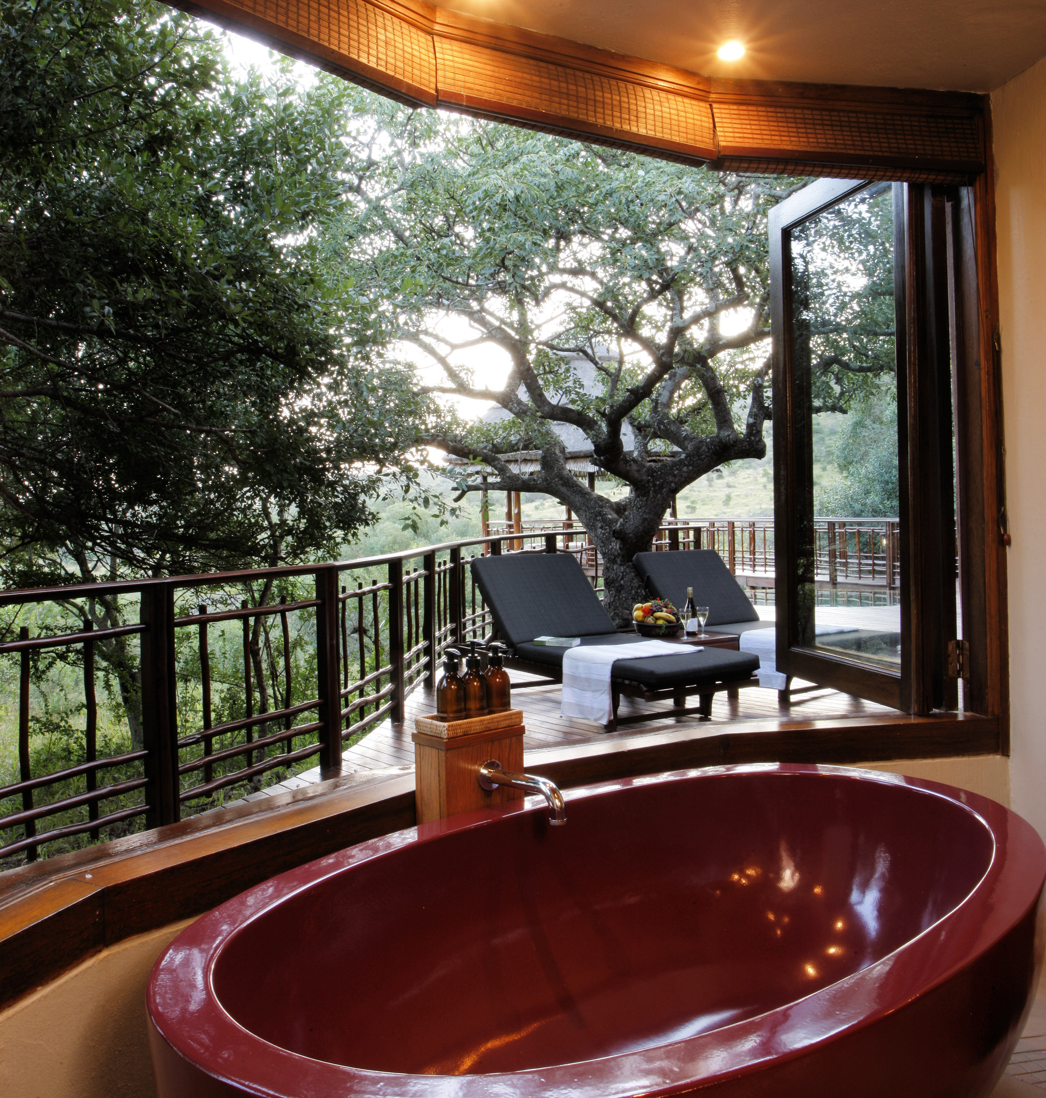 Thanda Safari-guestroom-Safari Lodge Bathroom.jpg