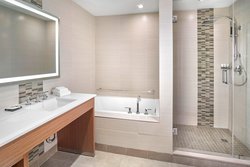  - Westin Hotel Calgary Airport