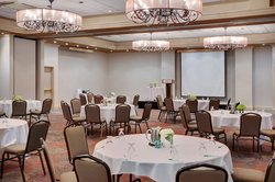  - Holiday Inn & Suites Ottawa