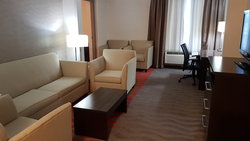  - Holiday Inn Express & Suites Barrie