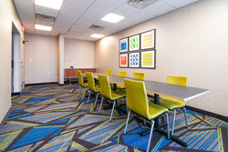  - Holiday Inn Express & Suites Northwest Indianapolis - I-465, Exit 21