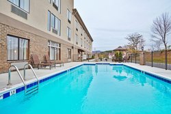  - Holiday Inn Express Troutville - I-81, Exit 150A