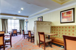  - Holiday Inn Express & Suites Live Oak - I-10, Exit 283