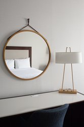  - Crowne Plaza Hotel Edison