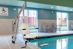  - Holiday Inn Express South Calhoun - I-75, Exit 312