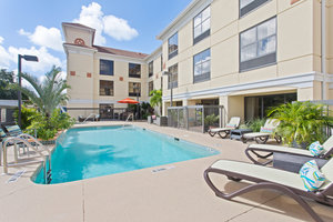 Holiday Inn Express Hotel Suites Dunedin Fl See Discounts