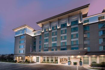 Courtyard by Marriott Atlanta Alpharetta/Avalon Area