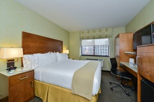 Holiday Inn Express & Suites New York, NY - See Discounts
