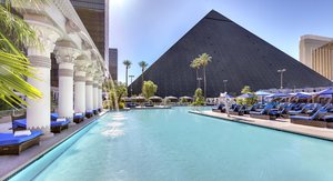 mgm luxor hotel and casino review