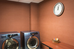  - Holiday Inn Express & Suites Walker - I-96, Exit 30