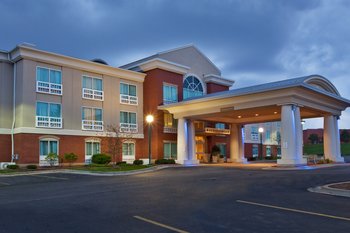 Holiday Inn Express & Suites Grand Rapids-North