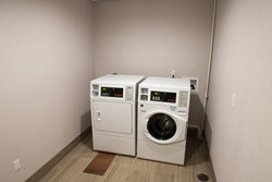  - Holiday Inn Express & Suites North Fort Wayne - I-69, Exit 316