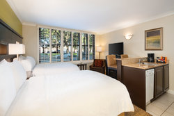  - Staybridge Suites Historic District Savannah - I-16, Exit 167