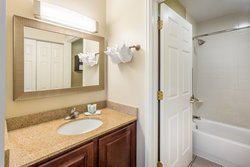  - Staybridge Suites Historic District Savannah - I-16, Exit 167