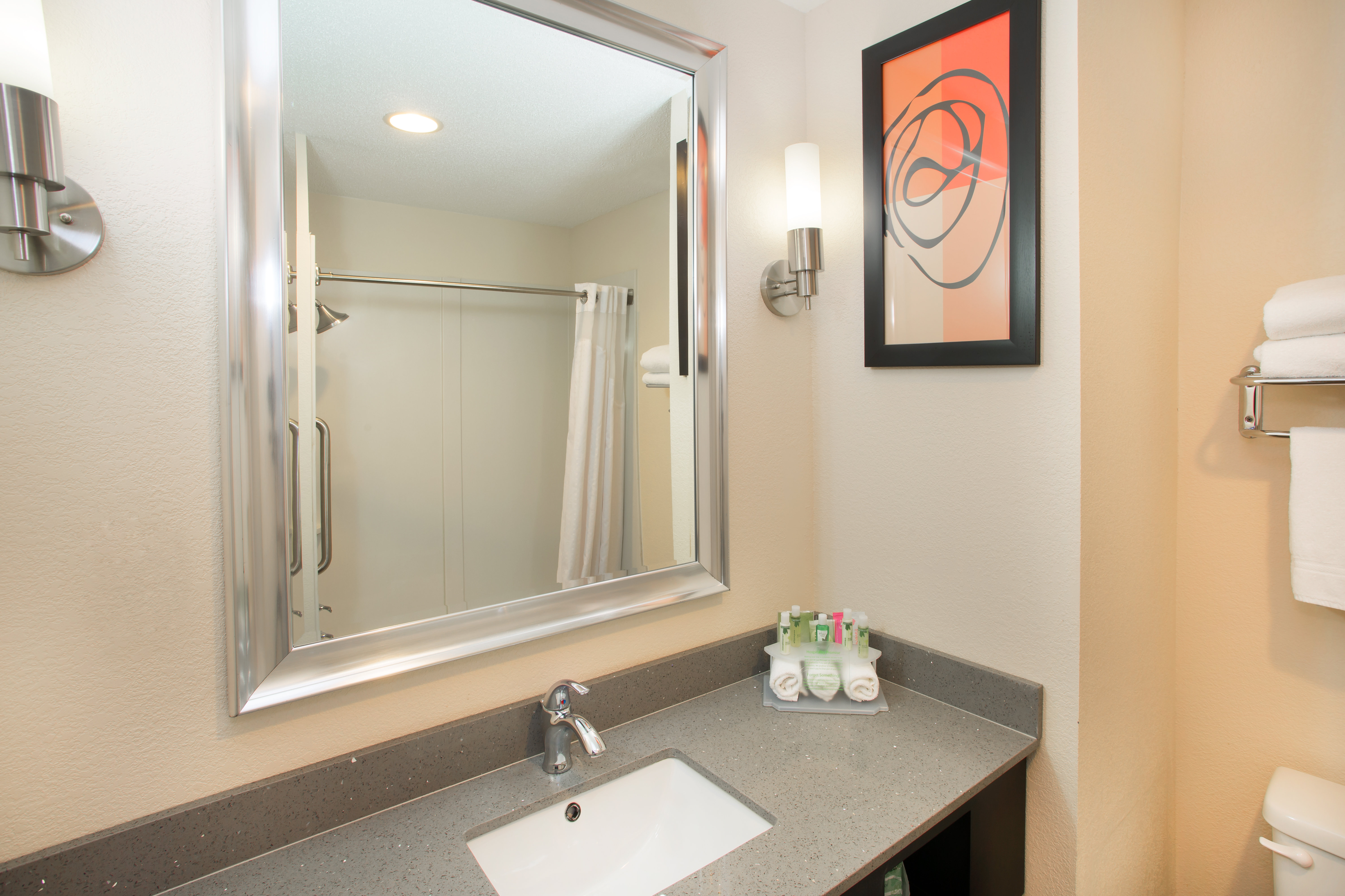 HOLIDAY INN EXP NICHOLASVILLE BY IH-guestroom-Guest Bathroom.jpg