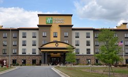  - Holiday Inn Express Perry - I-75, Exit 136