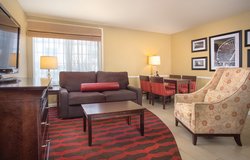  - Peacock Suites Anaheim - I-5, Exit 109